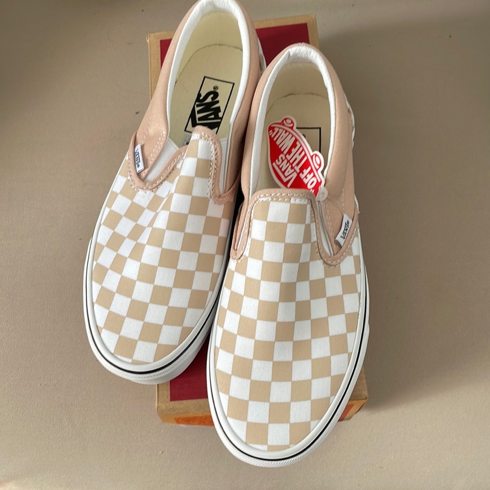 NIB Vans classic slip-o checkerboard 8.5W 7.0m